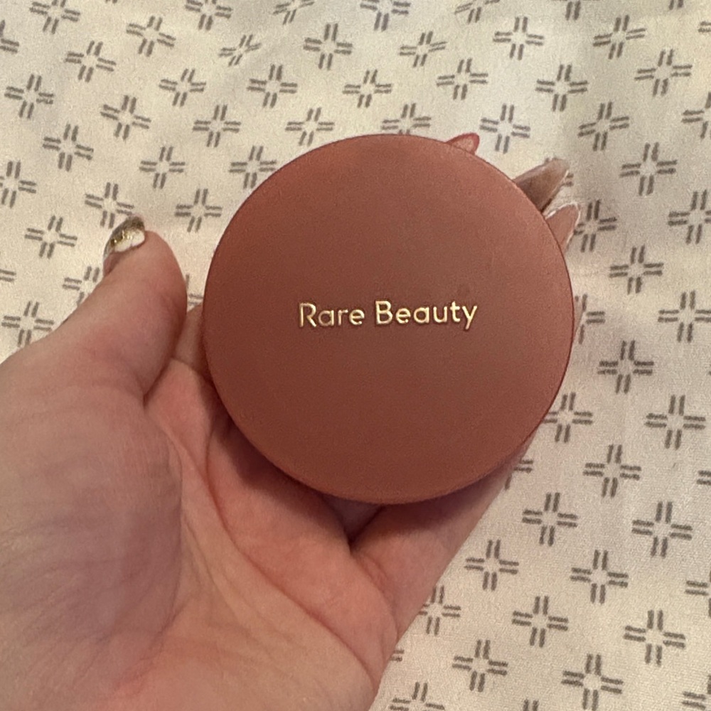 Rare Beauty Blush Compact — Hope